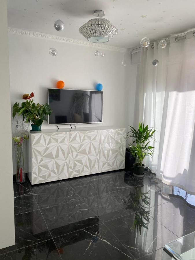 Beau Studio En Plein Centre De Menton Dış mekan fotoğraf